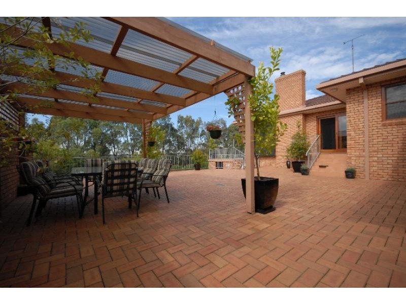 12 Riverview Close, Wy Yung VIC 3875