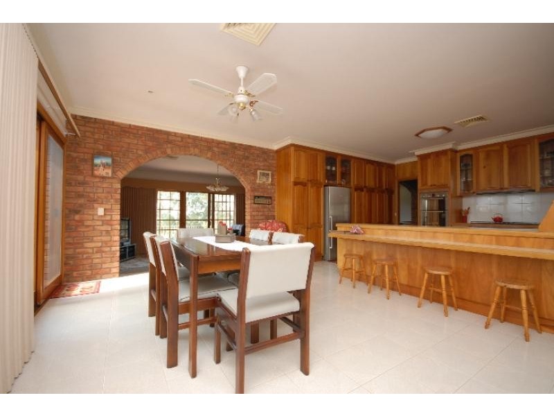 12 Riverview Close, Wy Yung VIC 3875