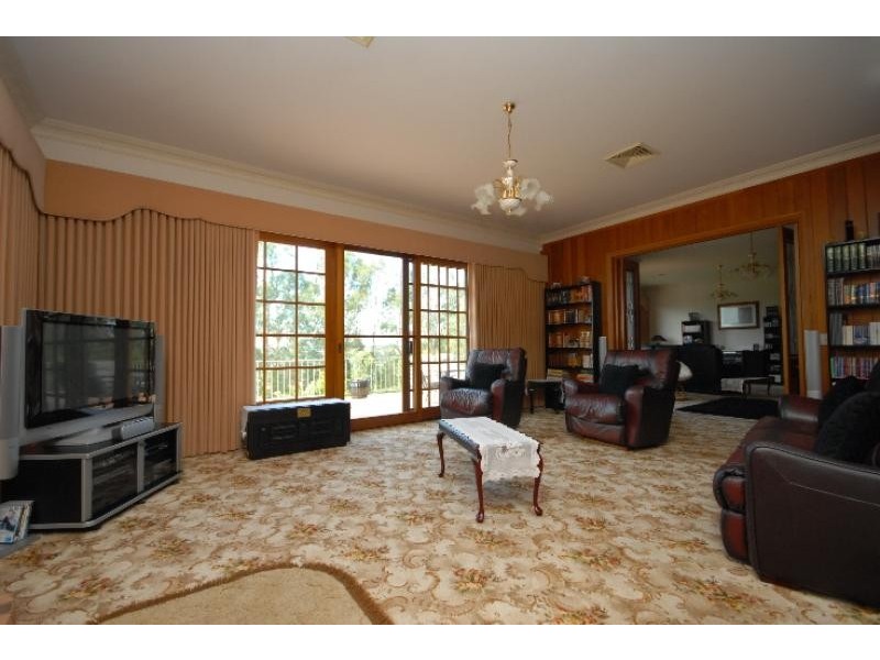 12 Riverview Close, Wy Yung VIC 3875