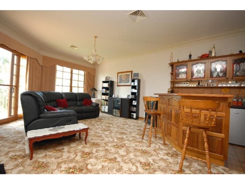 12 Riverview Close, Wy Yung VIC 3875