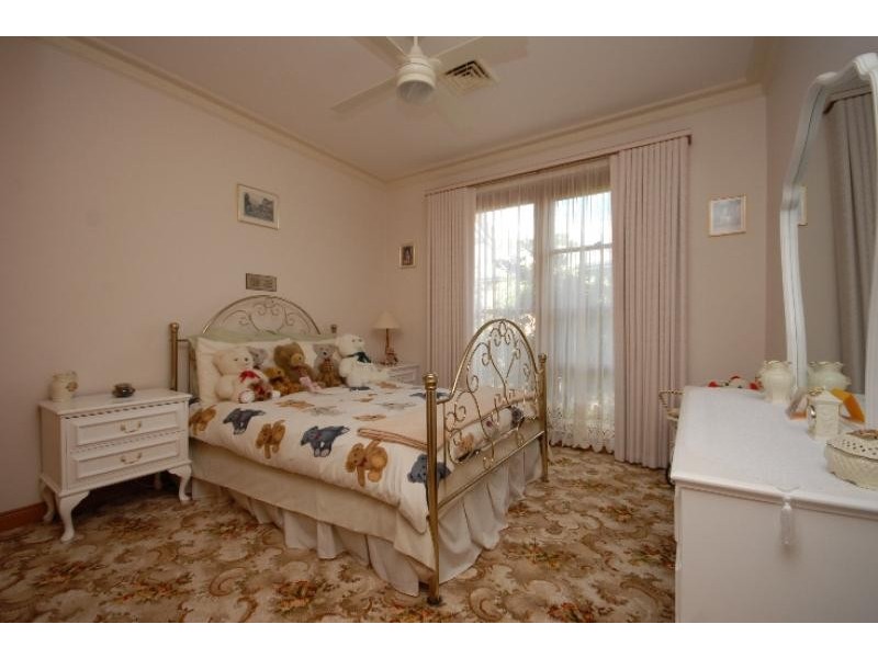 12 Riverview Close, Wy Yung VIC 3875