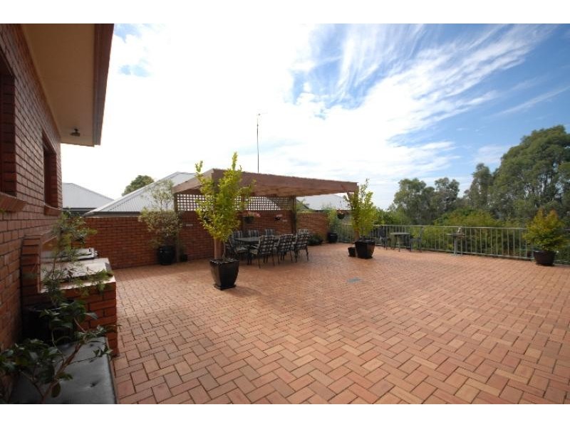 12 Riverview Close, Wy Yung VIC 3875