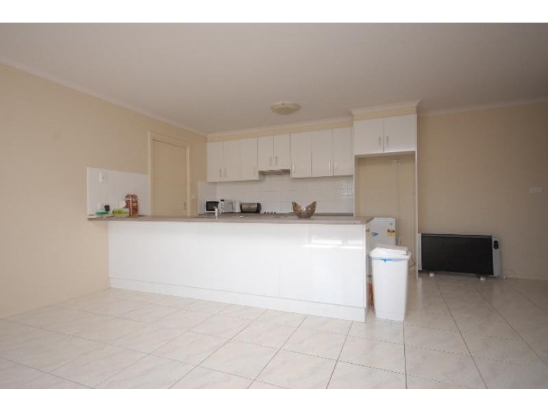 2/11 Georgia Court, Bairnsdale VIC 3875