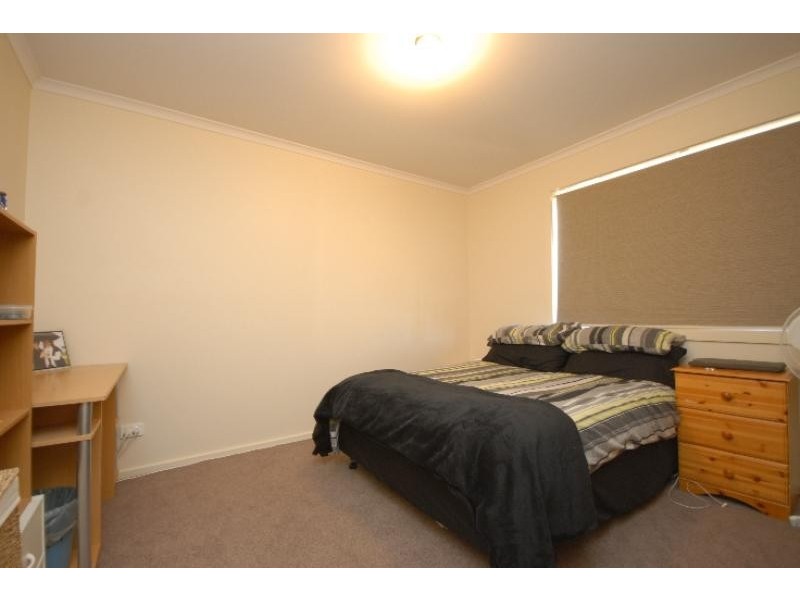 2/11 Georgia Court, Bairnsdale VIC 3875