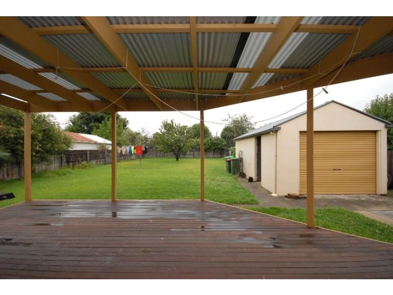 10 Goold Street, Bairnsdale VIC 3875