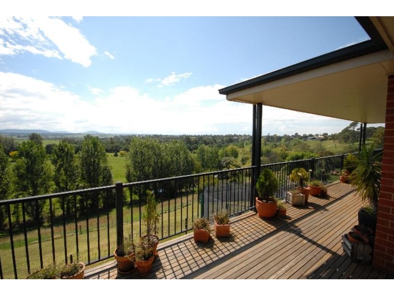 45 Harnham Drive, Bairnsdale VIC 3875