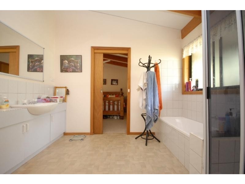 121 Gregory Road, Nicholson VIC 3882