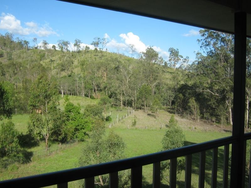 6 NIDUS COURT, Fernvale QLD 4306