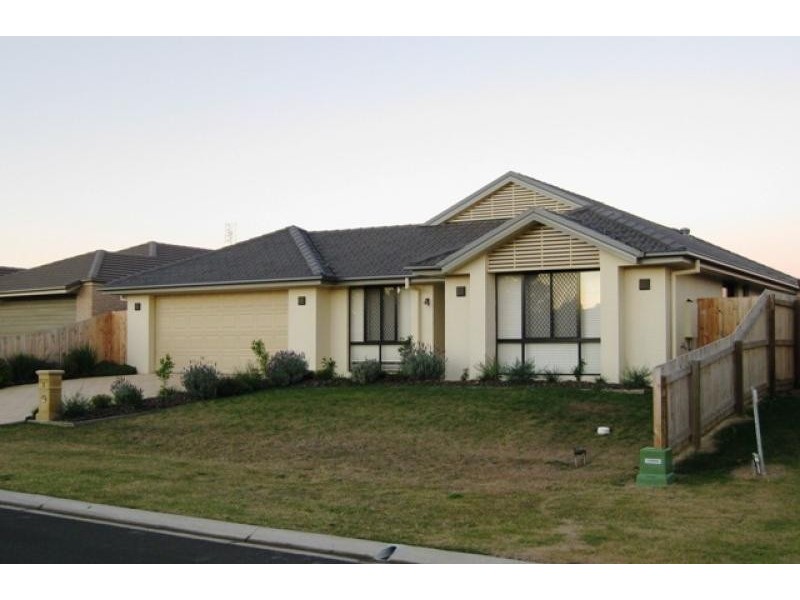 8 Wentworth Street, Laidley QLD 4341