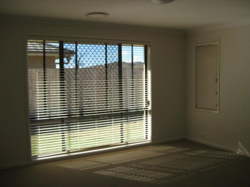 8 Wentworth Street, Laidley QLD 4341