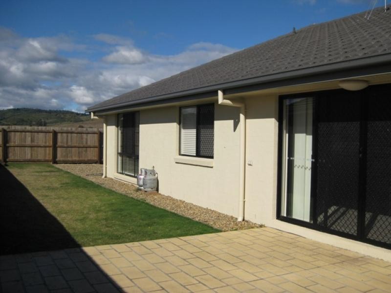 8 Wentworth Street, Laidley QLD 4341