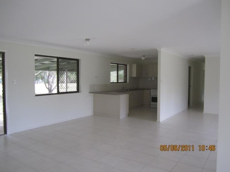 7 Poole Road, Fernvale QLD 4306