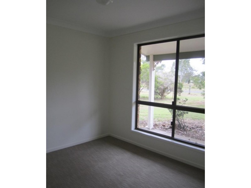7 Poole Road, Fernvale QLD 4306