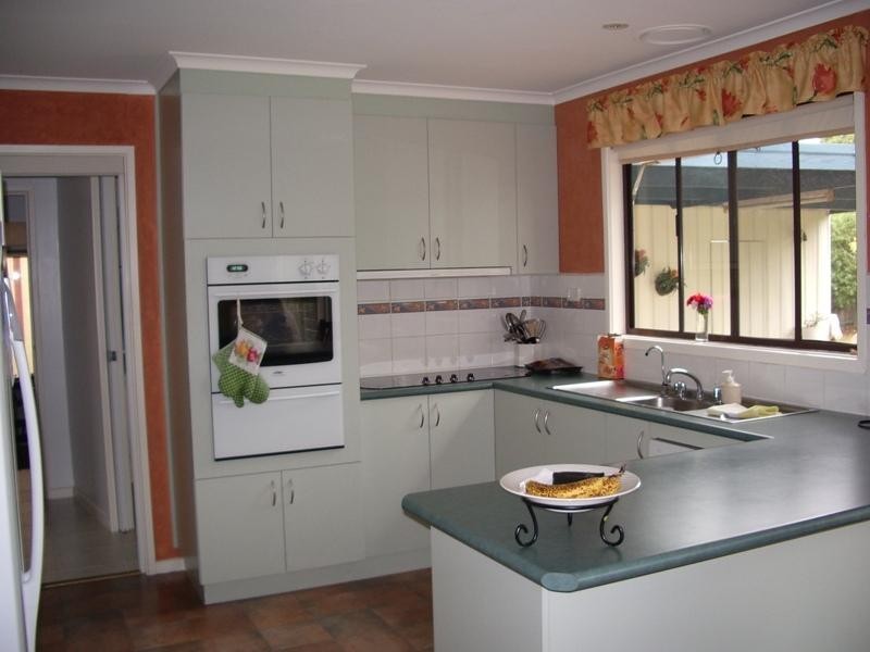 4 Perry Court, Heyfield VIC 3858