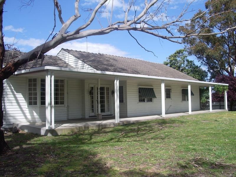 1 Sargoods Road, Fernbank VIC 3864