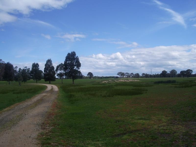 1 Sargoods Road, Fernbank VIC 3864