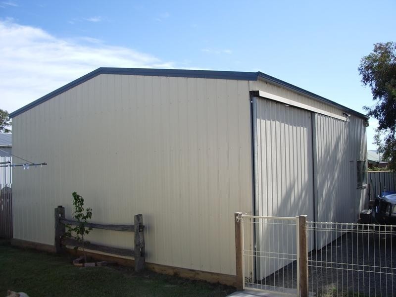 24 Clark Street, Heyfield VIC 3858