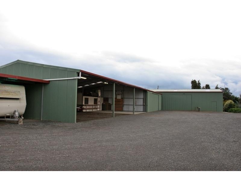 922 Settlement Rd, Kilmany VIC 3851