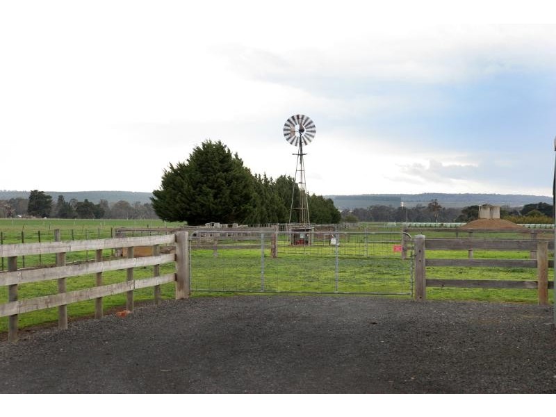 922 Settlement Rd, Kilmany VIC 3851