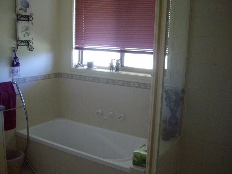 10 Galway Drive10 Galway Drive, Stratford VIC 3862