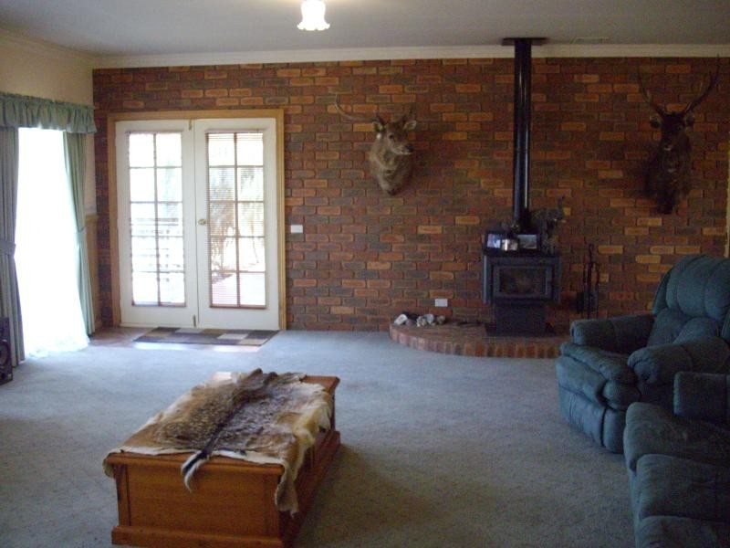 270 Flynns Creek Road, Flynn VIC 3844