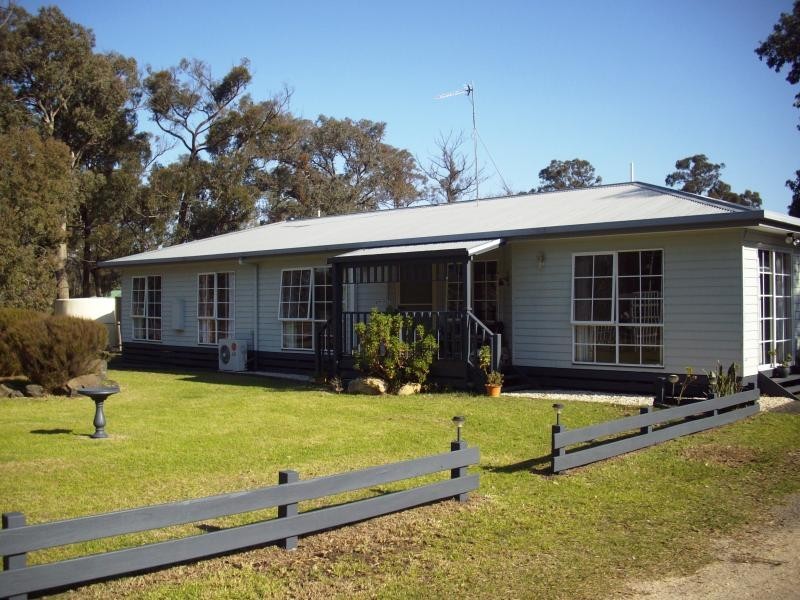 106 Alma Road, Glenmaggie VIC 3858