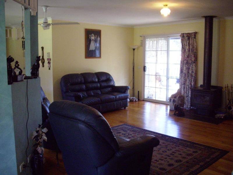 106 Alma Road, Glenmaggie VIC 3858
