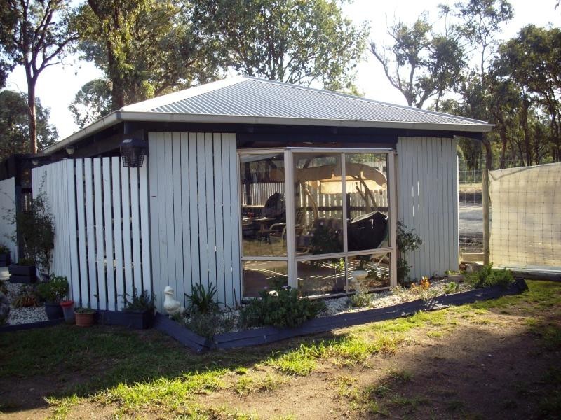 106 Alma Road, Glenmaggie VIC 3858