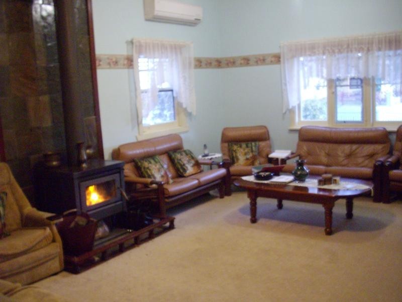 29 Bruce Street, Heyfield VIC 3858