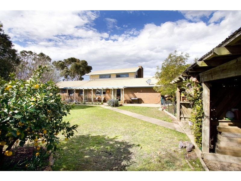 1 Katrina Crescent, Glenmaggie VIC 3858