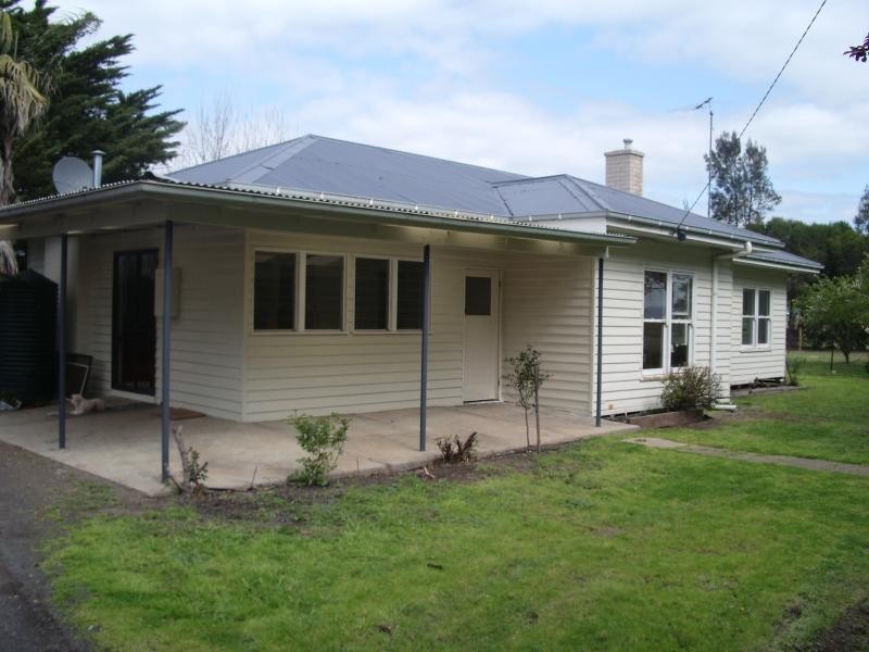 929 Sale-Cowwarr Rd, Nambrok VIC 3847