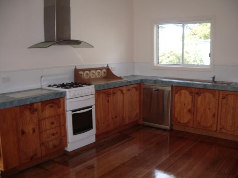929 Sale-Cowwarr Rd, Nambrok VIC 3847