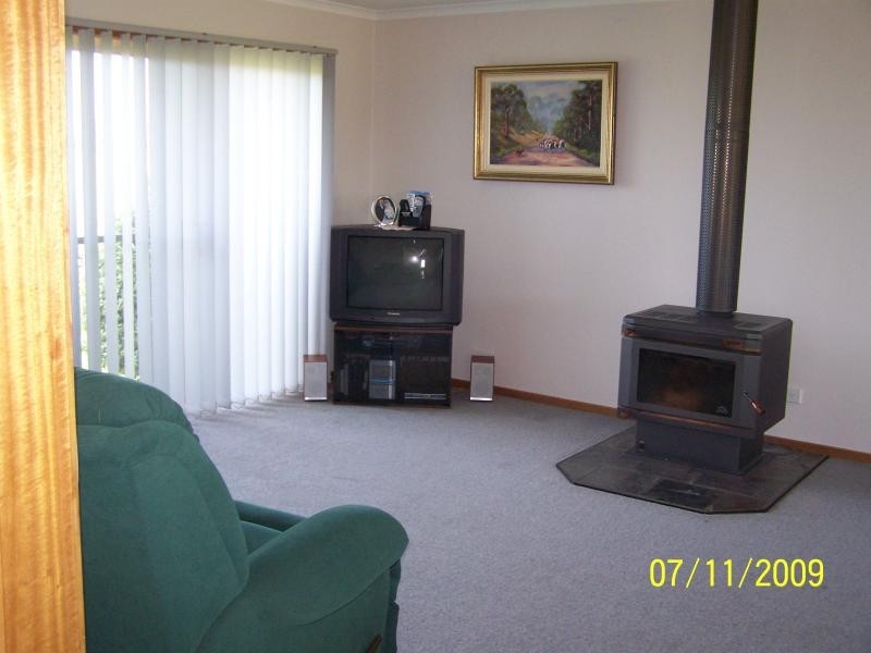 322 Lower Cairnbrooke Road, Glengarry VIC 3854