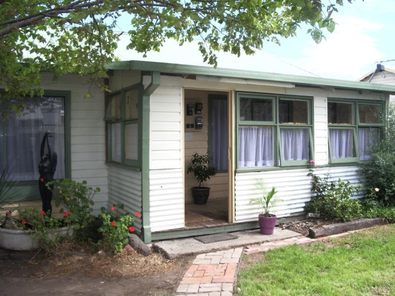 8 Portas Mill Lane, Heyfield VIC 3858