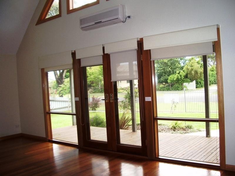 30 Bruce Street, Heyfield VIC 3858