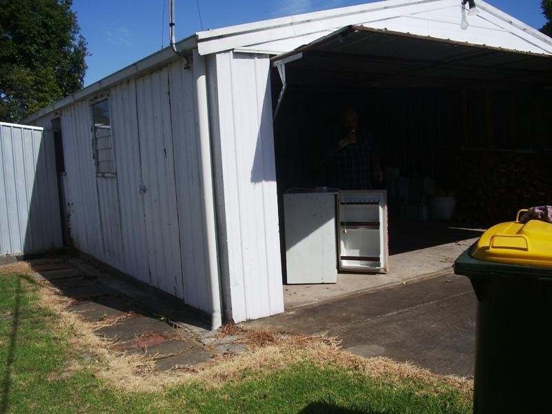 11 Campbell Court, Sale VIC 3850