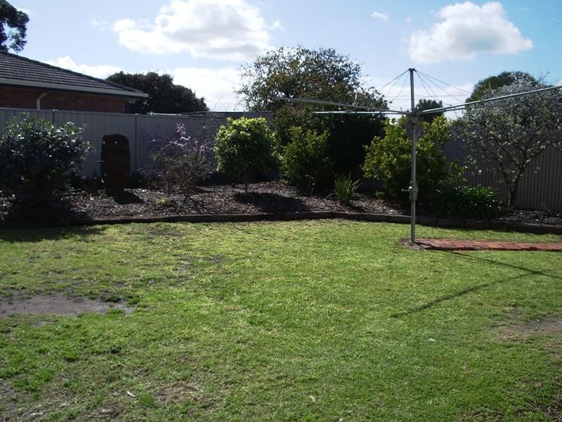 15 Bruce Street, Heyfield VIC 3858