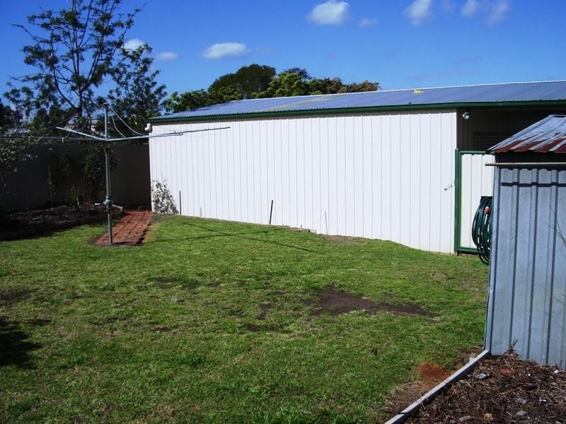 15 Bruce Street, Heyfield VIC 3858
