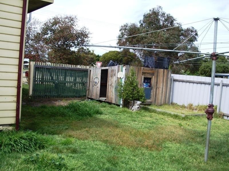 15 Anderson Street, Heyfield VIC 3858