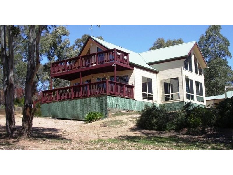 26-32 Lakeview Street, Glenmaggie VIC 3858