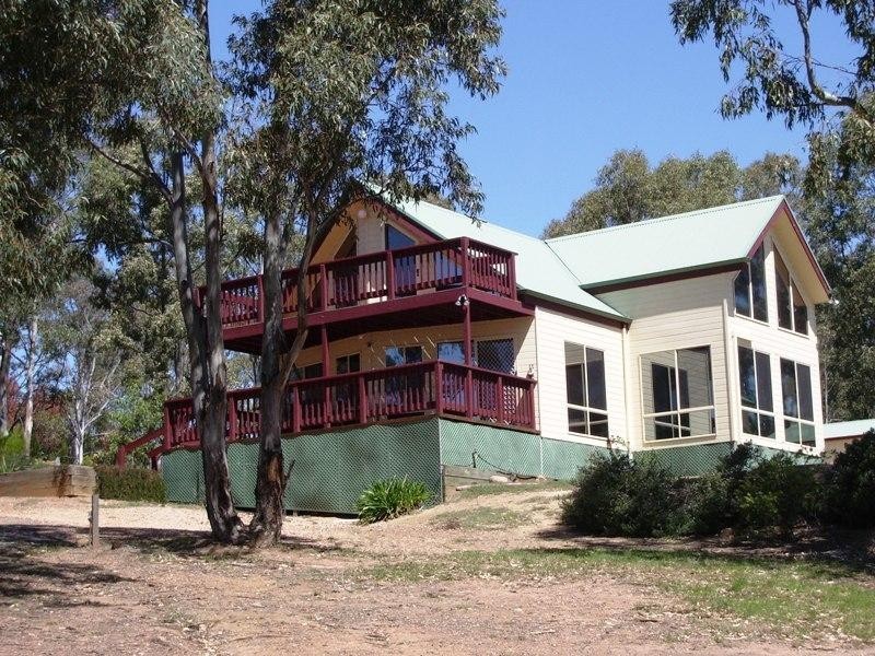 26-32 Lakeview Street, Glenmaggie VIC 3858