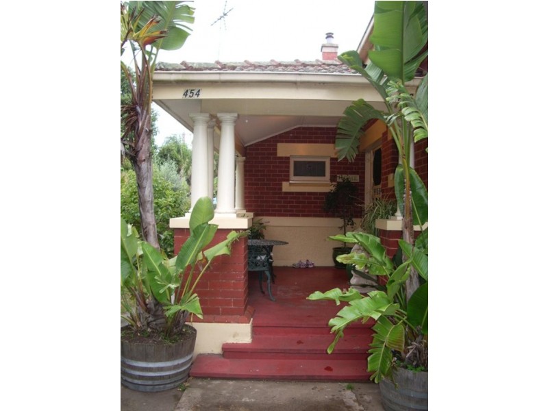 454 Raymond Street,, Sale VIC 3850