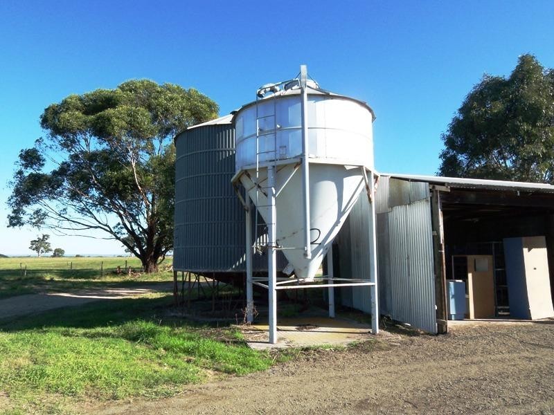 598 Riverview Road, Heyfield VIC 3858