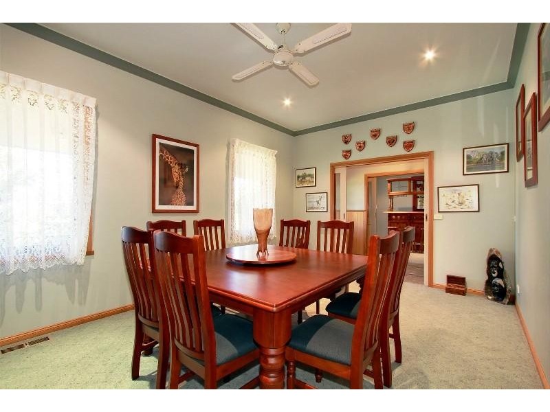 42 Racecourse Road, Heyfield VIC 3858