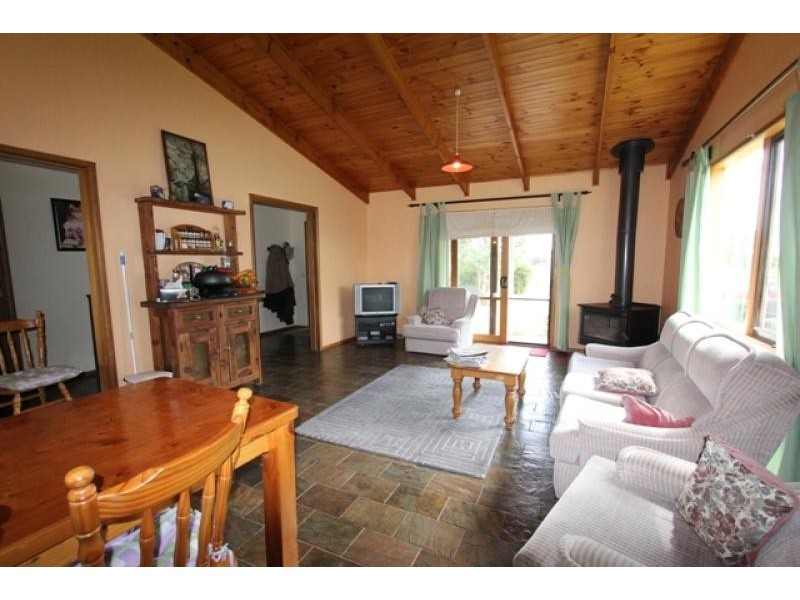 160 Boards Road, Seaspray VIC 3851