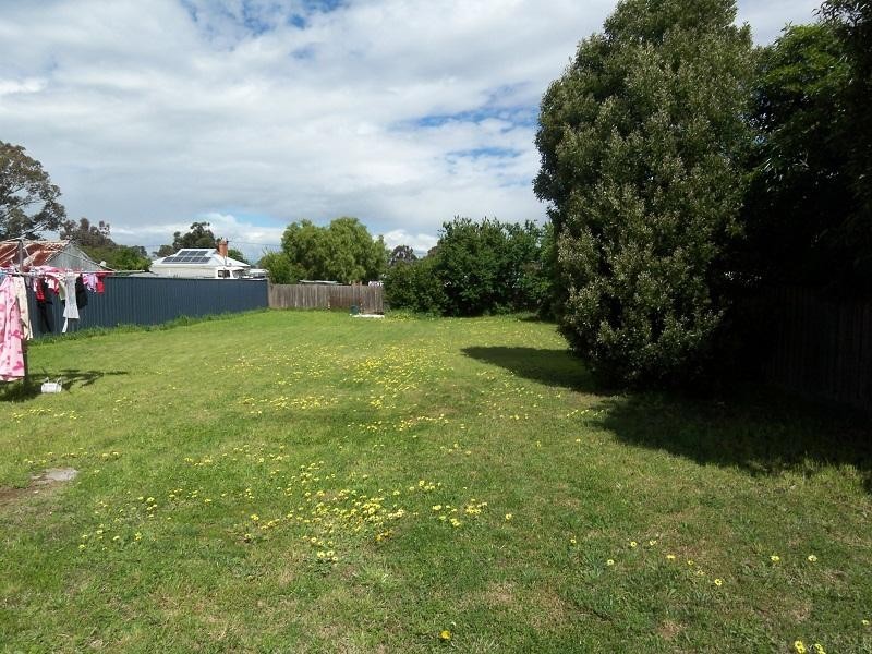 26 Mills Street, Heyfield VIC 3858