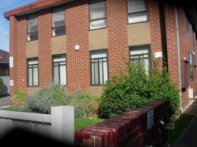 Unit 2/13 Empire St, Footscray VIC 3011