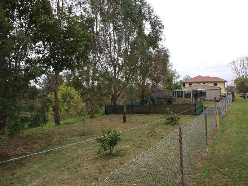 39 Lobb Street, Churchill QLD 4305