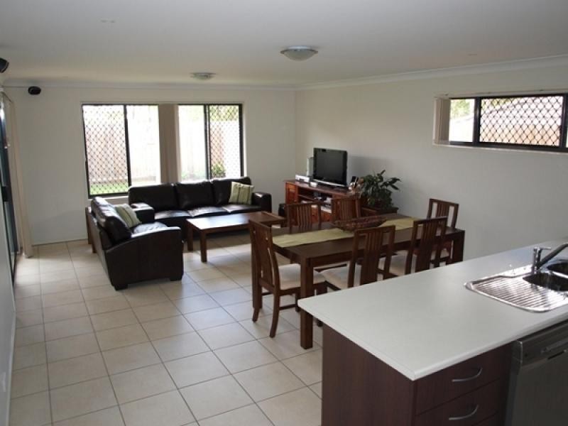 47 Cottonwood Crescent, Springfield Lakes QLD 4300