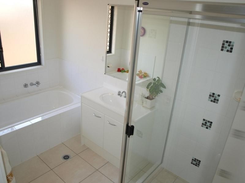 47 Cottonwood Crescent, Springfield Lakes QLD 4300